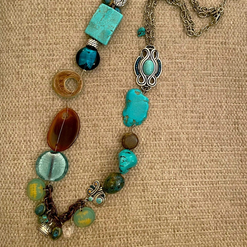 Chico’s statement necklace NWOT